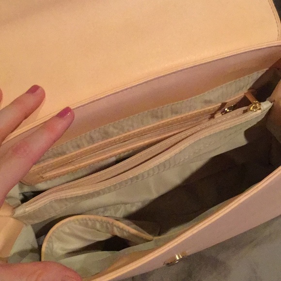 Park Lane light pink mid-size crossbody bag - Picture 4 of 8